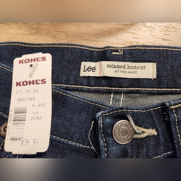 Lee Jeans Relaxed Fit - Picture 4 of 8